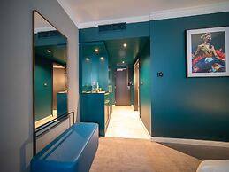 Maek Hotel Antwerp Central - Handwritten Collection