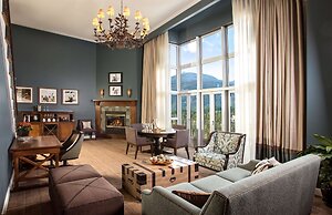 Fairmont Chateau Whistler