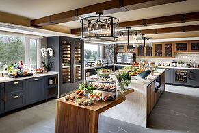 Fairmont Chateau Whistler