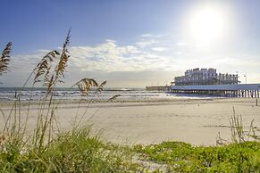 Holiday Inn Express & Suites Oceanfront by IHG