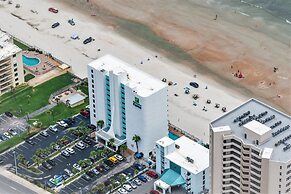 Holiday Inn Express & Suites Oceanfront by IHG