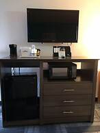 Howard Johnson by Wyndham Winter Haven FL