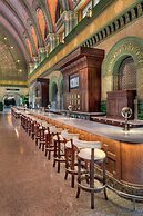 St. Louis Union Station Hotel, Curio Collection by Hilton