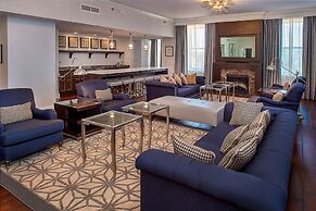 St. Louis Union Station Hotel, Curio Collection by Hilton