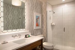 St. Louis Union Station Hotel, Curio Collection by Hilton