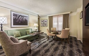 St. Louis Union Station Hotel, Curio Collection by Hilton