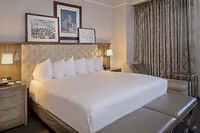 St. Louis Union Station Hotel, Curio Collection by Hilton