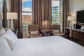 St. Louis Union Station Hotel, Curio Collection by Hilton