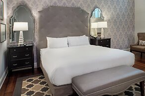 St. Louis Union Station Hotel, Curio Collection by Hilton