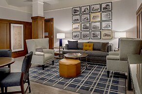 St. Louis Union Station Hotel, Curio Collection by Hilton