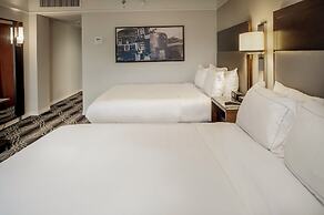 St. Louis Union Station Hotel, Curio Collection by Hilton