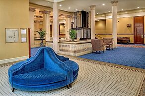 St. Louis Union Station Hotel, Curio Collection by Hilton