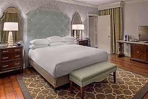 St. Louis Union Station Hotel, Curio Collection by Hilton