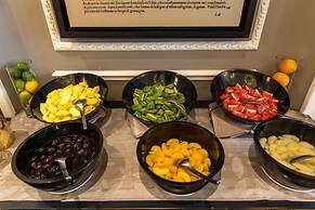 Plaza Hotel Lucchesi