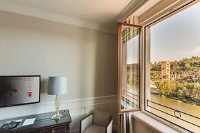 Plaza Hotel Lucchesi