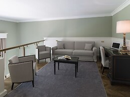 Plaza Hotel Lucchesi