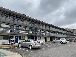 Motel 6 Memphis, TN - Downtown