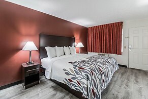 Red Roof Inn Cadiz