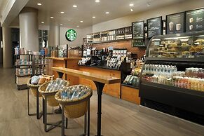 Warner Center Marriott Woodland Hills