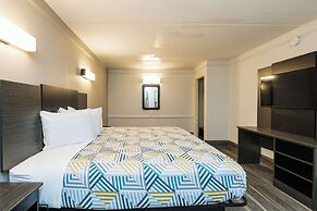 Motel 6 Baytown, TX - Garth Rd