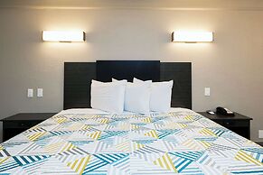Motel 6 Baytown, TX - Garth Rd