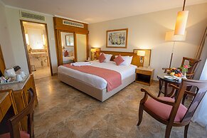 Jolie Ville Hotel & Spa Kings Island Luxor