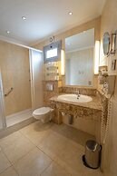 Jolie Ville Hotel & Spa Kings Island Luxor