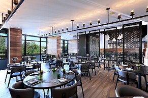 Amway Grand Plaza, Curio Collection by Hilton