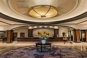 Amway Grand Plaza, Curio Collection by Hilton