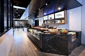 Amway Grand Plaza, Curio Collection by Hilton
