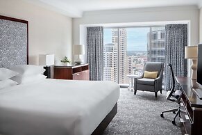 Amway Grand Plaza, Curio Collection by Hilton