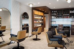 Amway Grand Plaza, Curio Collection by Hilton