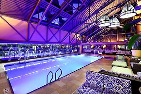 Amway Grand Plaza, Curio Collection by Hilton