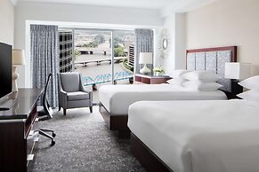 Amway Grand Plaza, Curio Collection by Hilton