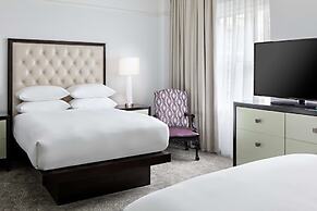 Amway Grand Plaza, Curio Collection by Hilton