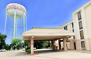 Motel 6 Lewisville, TX - Medical City