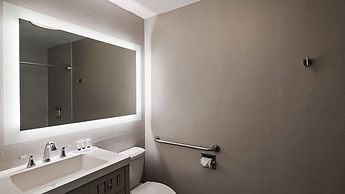 The Hub Middletown Red Bank, BW Signature Collection