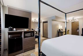 The Hub Middletown Red Bank, BW Signature Collection