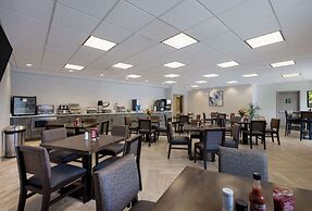 The Hub Middletown Red Bank, BW Signature Collection