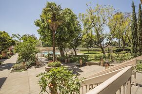 Ontario Airport Hotel & Conference Center