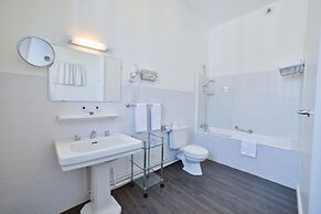 Mercure Bayonne Centre Le Grand Hotel