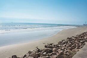 Wingate by Wyndham Galveston Beachfront at the Seawall