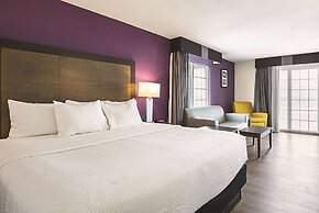 Wingate by Wyndham Galveston Beachfront at the Seawall