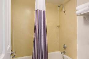 Wingate by Wyndham Galveston Beachfront at the Seawall