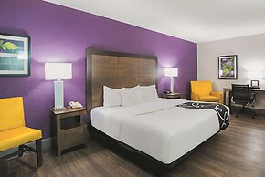 Wingate by Wyndham Galveston Beachfront at the Seawall