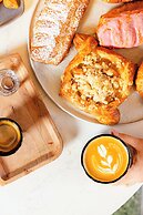 The St. Anthony, A Luxury Collection Hotel, San Antonio