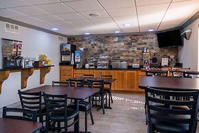 Days Inn & Suites by Wyndham Commerce
