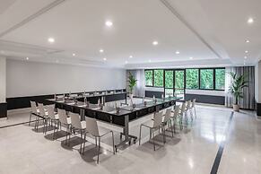 Hotel Madrid Alameda Aeropuerto, Affiliated by Meliá