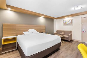 Econo Lodge Woodbridge