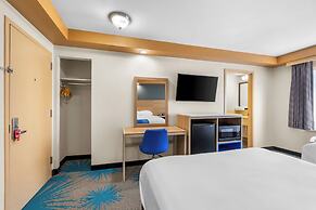 Econo Lodge Woodbridge